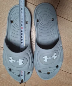 Klapki Under Armour r. 40