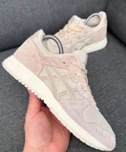 Klasyczne damskie Sneakersy Asics Lyte rozm 39