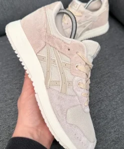 Klasyczne damskie Sneakersy Asics Lyte rozm 39