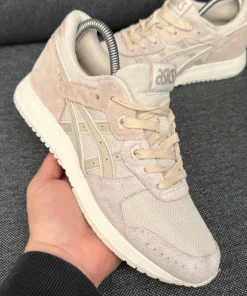 Klasyczne damskie Sneakersy Asics Lyte rozm 39