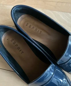 Lak loafers fra Esprit