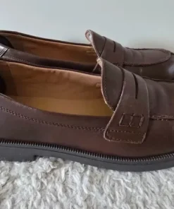 Loafers från Lasocki storlek 40