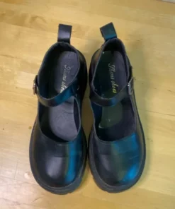 Mary jane style shoes