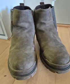 Men's boots