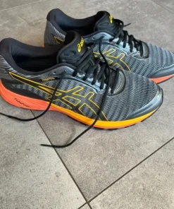 Męskie buty do biegania ASICS DynaFlyte rozmiar 48