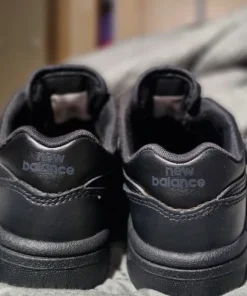 New Balance 480 dziecięce sneakersy czarne rzepy 28 skóra