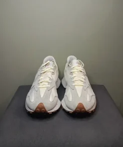New Balance 327, rozmiar 44.