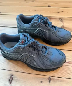 New balance 1906r