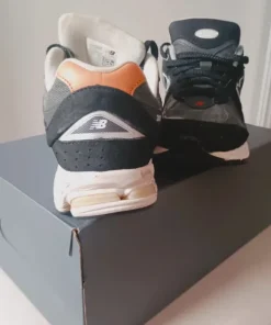 New Balance 2002r. Basic klasyczne
