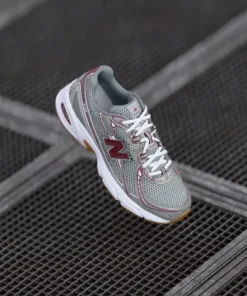 New Balance U740 UNISEX