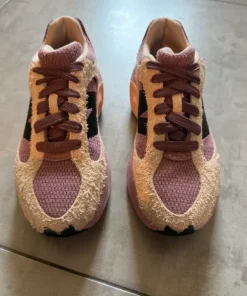 New Balance Warped Runner
