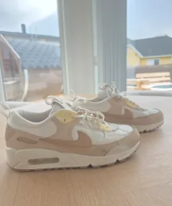 Nike Air Max 90 Stl 36.5 - Us 6