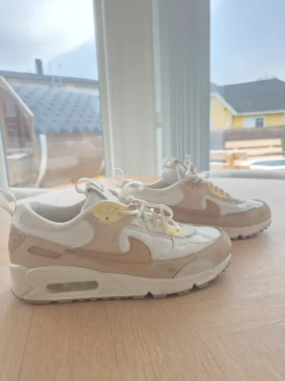 Nike Air Max 90 Stl 36.5 - Us 6