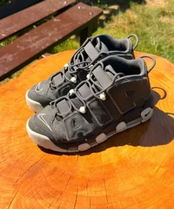 Nike air uptempo