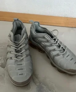 Nike Air Vapormax Plus szare 43 sneakersy męskie sportowe