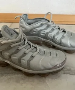 Nike Air Vapormax Plus szare 43 sneakersy męskie sportowe