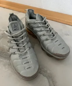 Nike Air Vapormax Plus szare 43 sneakersy męskie sportowe