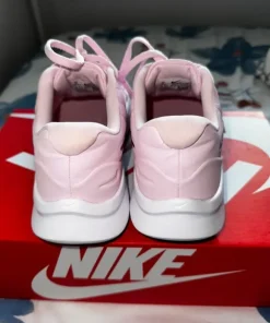 Nike Star Runner 3 – Pink Foam/Black – EU 37.5 – Almost New
