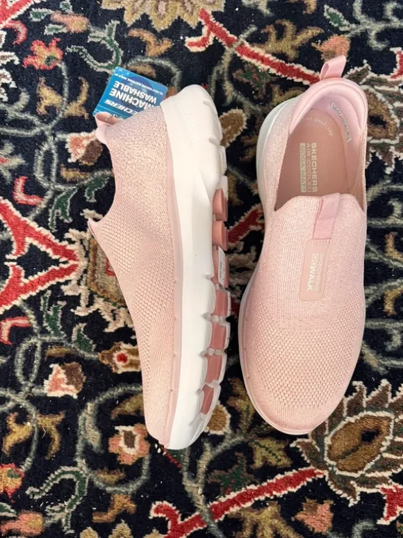 Nya Skechers storlek 37