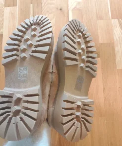 Oanvända chunky loafers