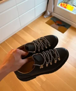 Paper straight - Summit derby black