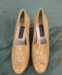 Perforated Leather Heels - Size 40,5
