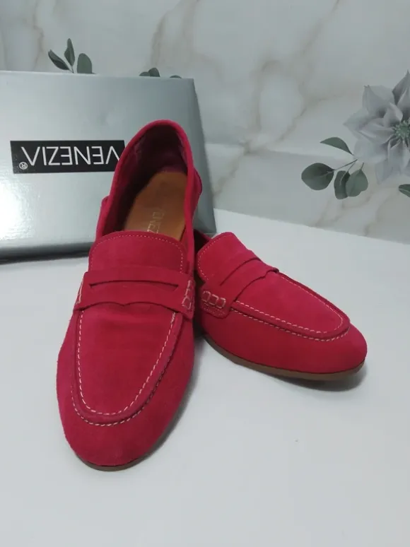 Piękne mokasyny zamszowe Venezia r.39 w. 25.5 cm