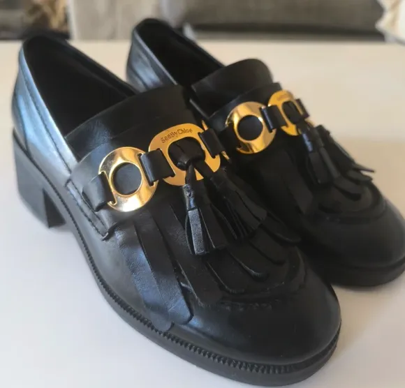 Piękne skórzane loafersy See by Chloé old money