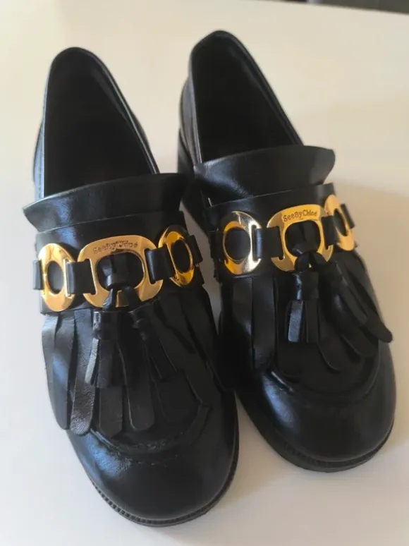 Piękne skórzane loafersy See by Chloé old money