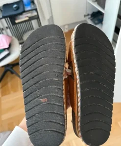 Plateau sandaler med flotte detaljer