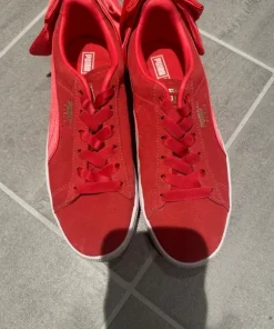 Puma sneakers