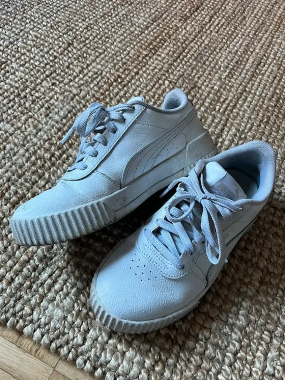 Puma tennarit