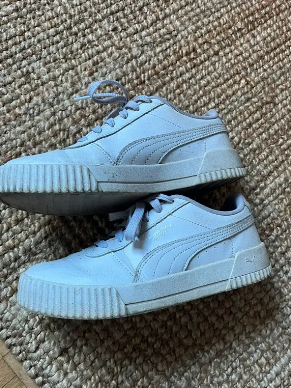 Puma tennarit