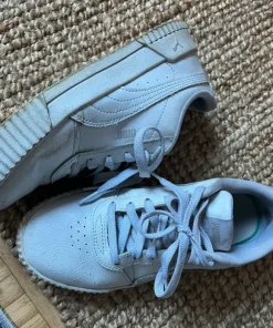 Puma tennarit