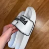 Puma tofflor