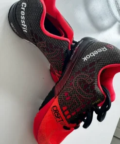 Reebok Cross fit size 40