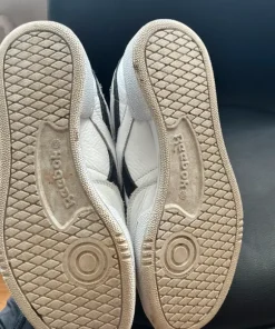 Reebok sneaker