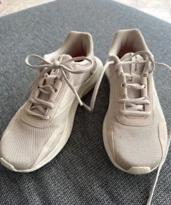 Reebok str 36
