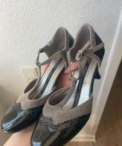 Retro mary janes