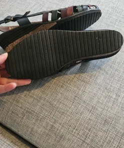 Sandal