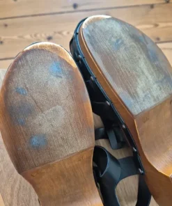 Sandaler fra Bukela.