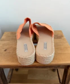 Sandaler från Nelly storlek 40