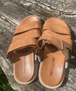 Sandaler Lloyd