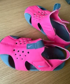 Sandaler nike