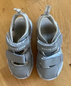 Sandaler Nordbjörn storlek 24