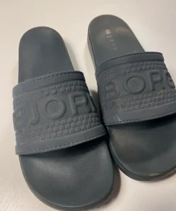 Sandaler slippers 42