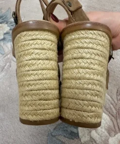 Sandały koturn platforma hippie boho festiwal zamsz skóra Ugg 38