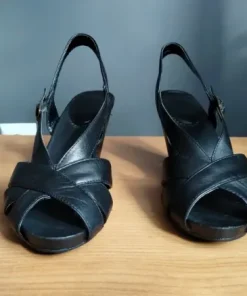 Sandały skórzane Clarks rozmiar 40