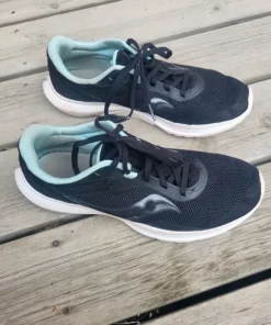 Saucony gympaskor dam