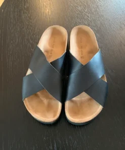 Shoe the bear sandaler